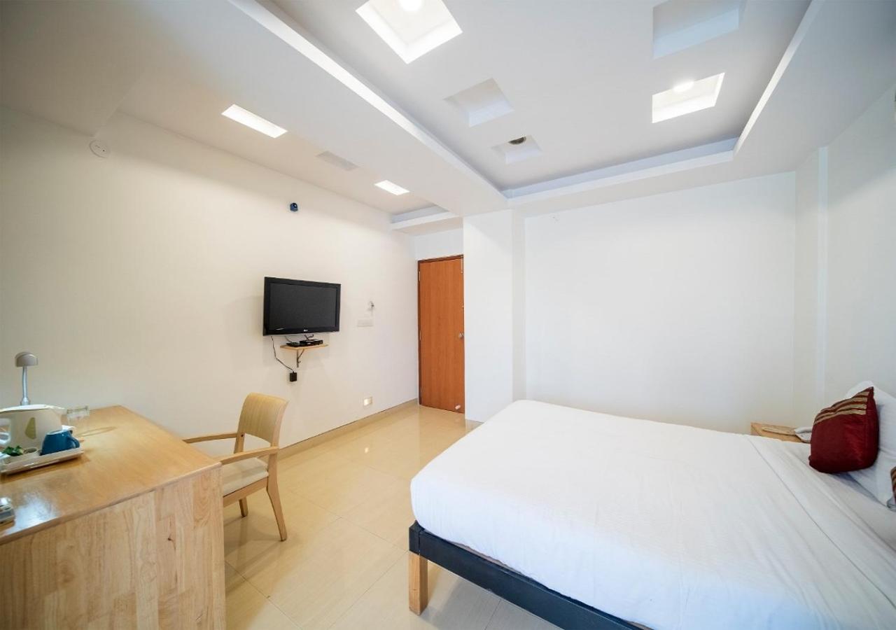 Capital O 46966 Apollo 27 Hotel Bangalore Ngoại thất bức ảnh